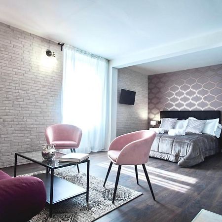 Chiclife Shenkin Sarona - Santa Caterina & Museums Apartment Bergamo Luaran gambar