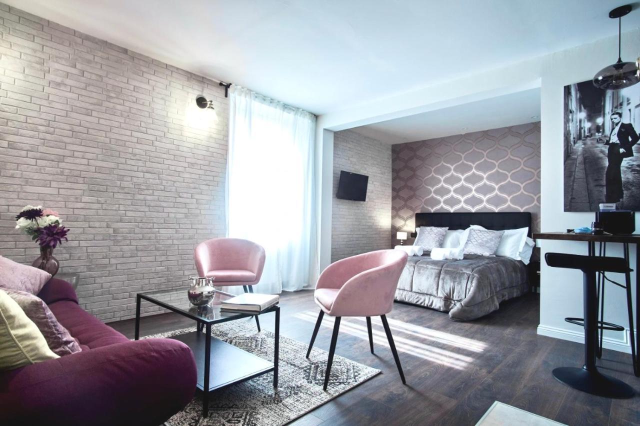 Chiclife Shenkin Sarona - Santa Caterina & Museums Apartment Bergamo Luaran gambar