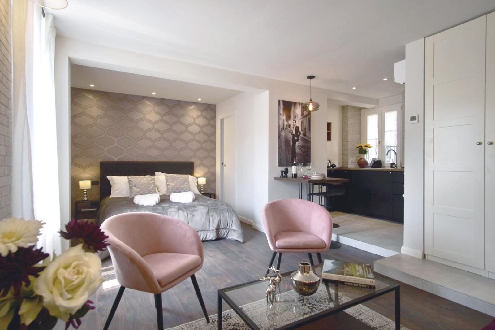 Chiclife Shenkin Sarona - Santa Caterina & Museums Apartment Bergamo Luaran gambar